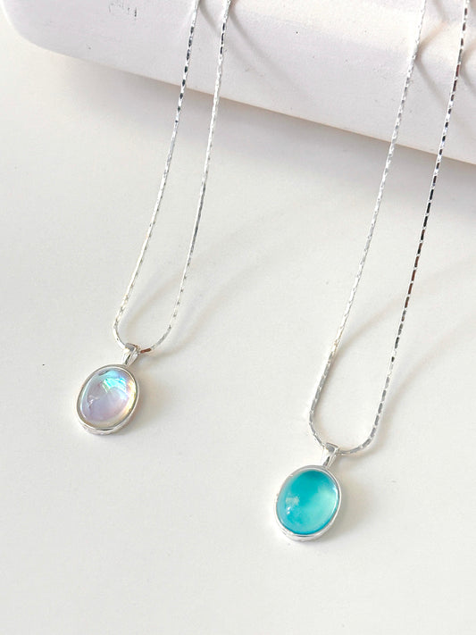 Luminous Oval Moonstone Pendant Necklace in S925 Sterling Silver，Nature crystal jewelry accesory, Holiday casual Necklace,Perfect Gift