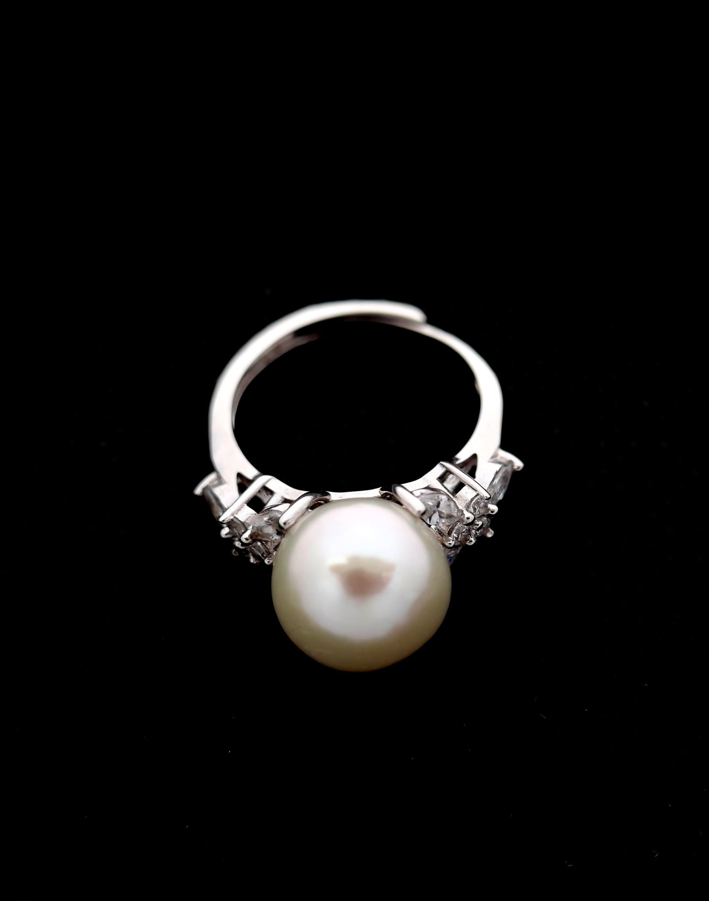 High-Luster S925 Silver 11-12mm White Round Edison Freshwater Pearl Fashion Ring