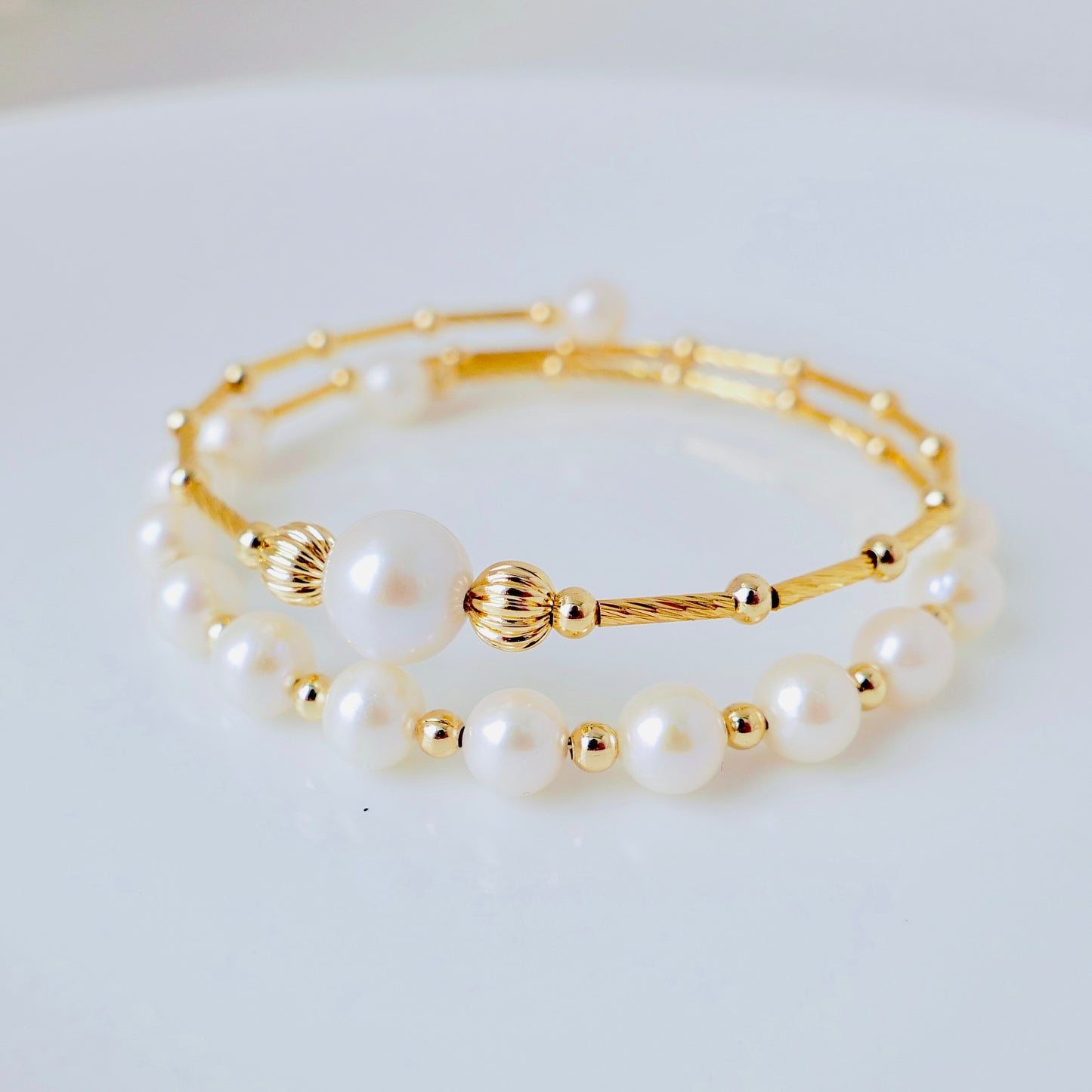 Luxury Double-Layer 6/8mm White Freshwater Pearl Bracelet with Gold-Plated Copper Design