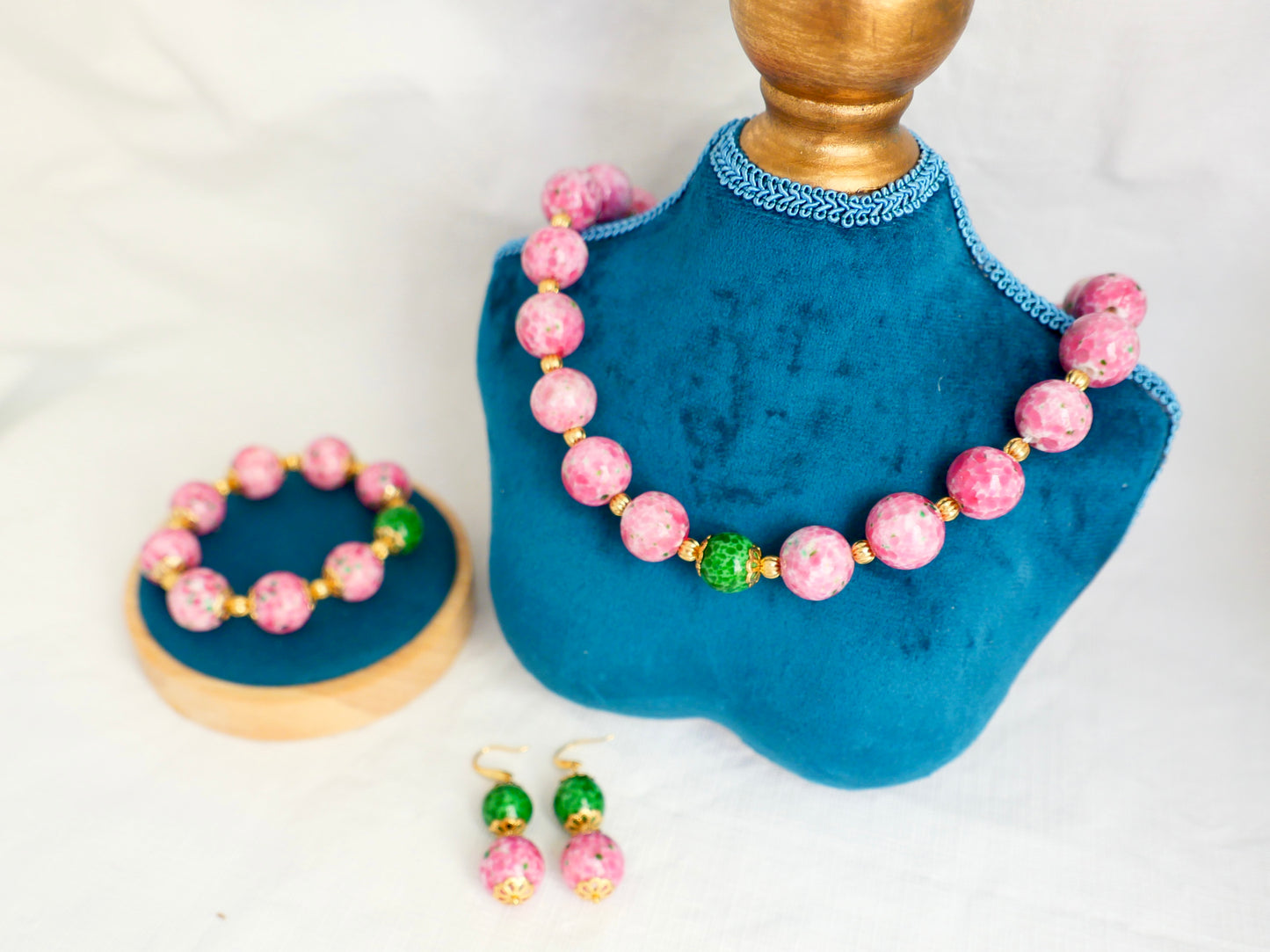 Elegant Handcrafted Pink and Green Mosaic Glass Bead Jewelry Set – Necklace, Bracelet, and Earrings