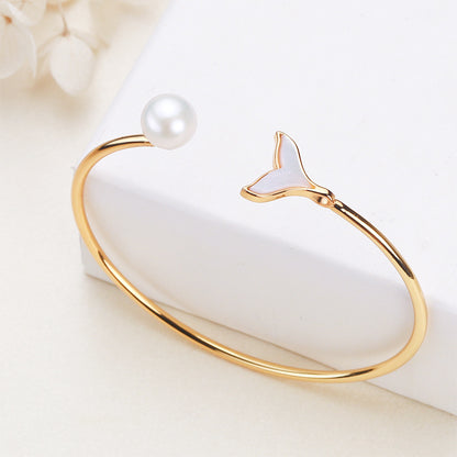 Mermaid Tail Shell Design with 8-9mm Edison Pearl Cuff Bracelet